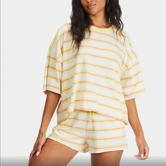 Billabong Women's Feeling Free T-Shirt - Picture 2 of 4